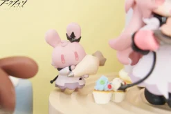 Arknights Would You Like A Dessert? Mini Series Civilight Eterna Figure JAPAN