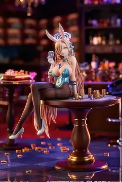 Blue Archive Asuna Ichinose Game Playing Ver. 1/7 Figure JAPAN OFFICIAL