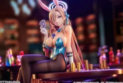 Blue Archive Asuna Ichinose Game Playing Ver. 1/7 Figure JAPAN OFFICIAL