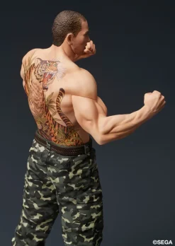 DIGSTA Like a Dragon Taiga Saejima Battle Style Figure JAPAN OFFICIAL