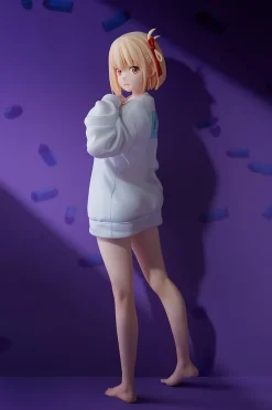 Lycoris Recoil Chisato Nishikigi Oversized Sweatshirt Ver. 1/7 Figure JAPAN