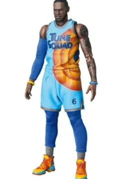 MAFEX No.197 LeBron James SPACE JAM: A NEW LEGACY Ver. Action Figure ZA-527