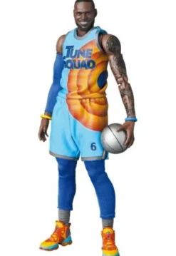 MAFEX No.197 LeBron James SPACE JAM: A NEW LEGACY Ver. Action Figure ZA-527